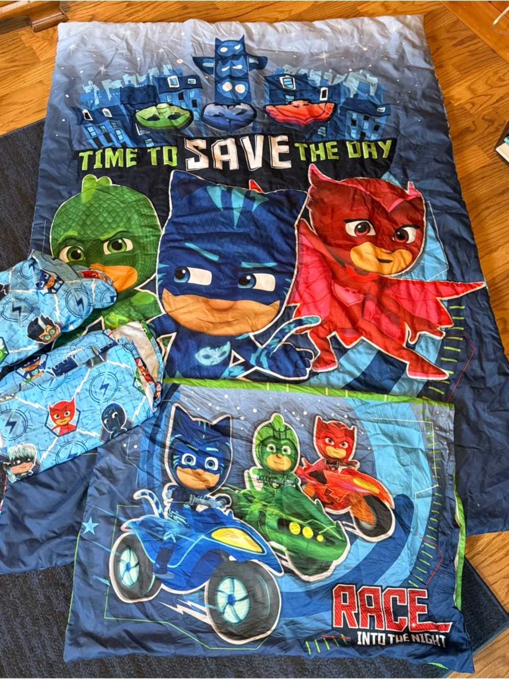 PJ Masks "Time to Save the Day" toddler Bedding Set - Blue, Red, Green